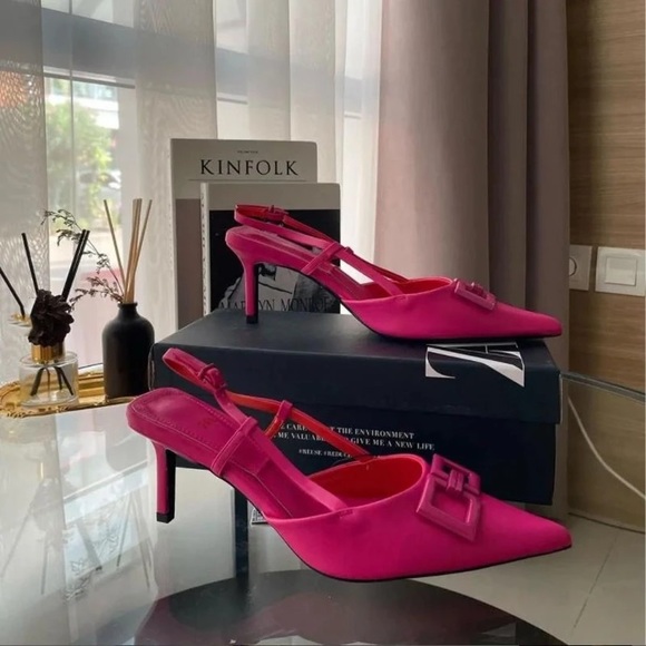 ✨SALE ✨ZARA SLINGBACK LEATHER HEELS ✨SALE ✨ main image 1